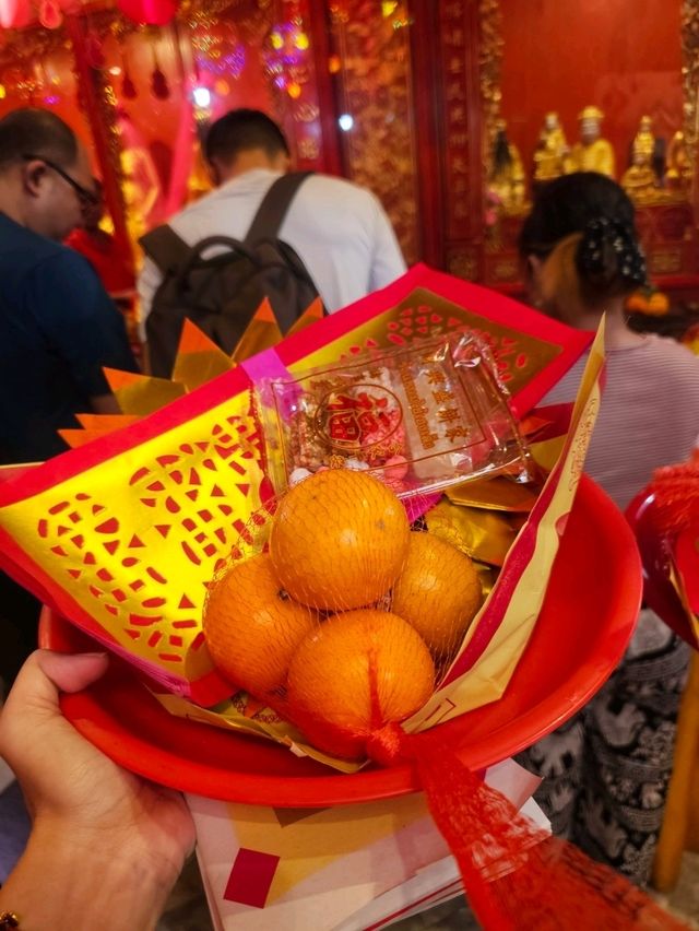 ไหว้พระขอพร เพื่อความเป็นสิริมงคล