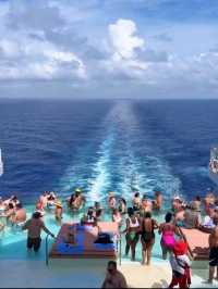 🚢🌊 Ultimate Cruise Experience on Icon of the Seas – The World’s Largest Cruise Ship! 🏝️✨ 