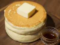 Fluffy Hokkaido Pancakes at Tsubaki Salon Ginza