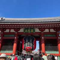 浅草寺や雷門を巡りながら浅草で食べ歩き👍🏻👍🏻💖