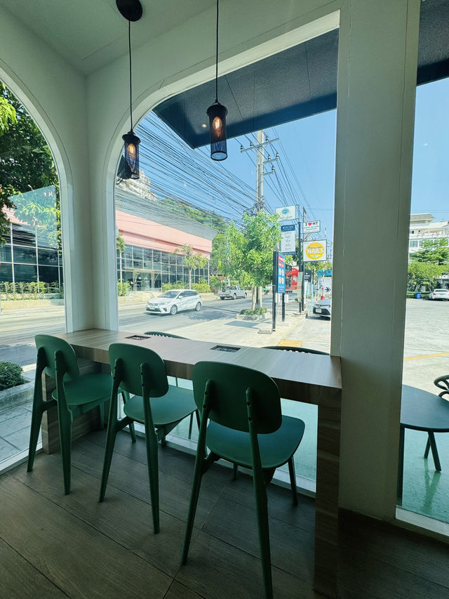 O’s Coffee คาเฟ่บรรยากาศดี ย่าน Town in Town 