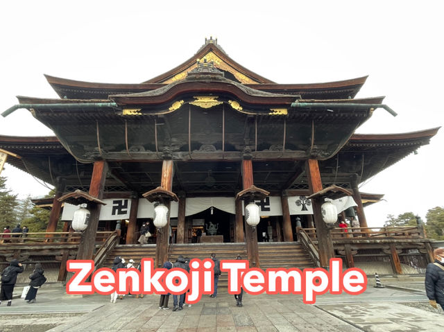 วัดเซนโคจิ (Zenkoji Temple)