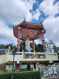 Chaloem Phra Kiat Park