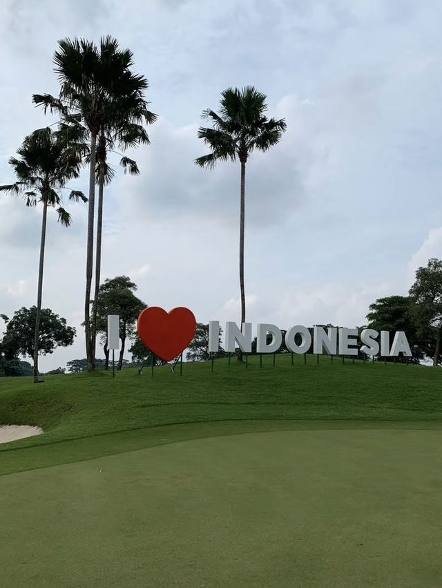 A Refined Golfing Experience at Royale Golf Club Jakarta