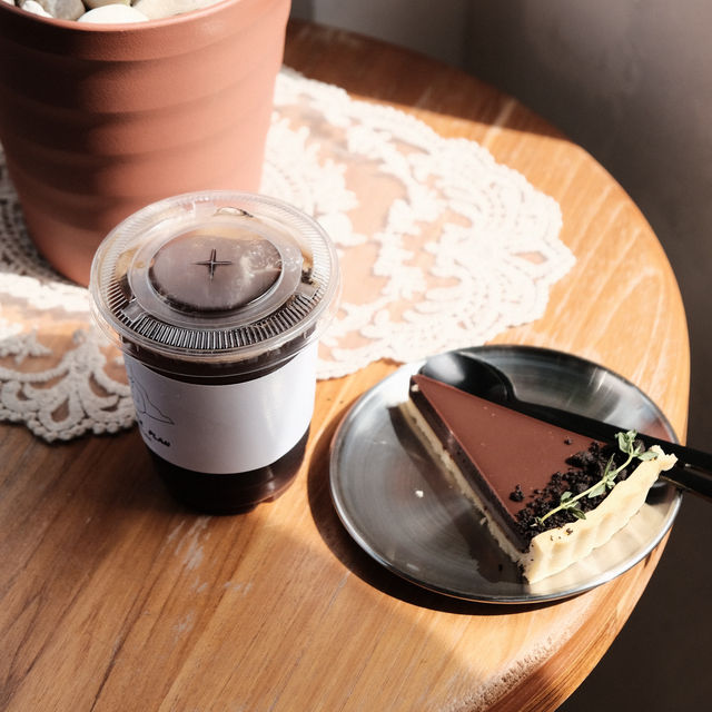 Simple Plan x River Cafe – คาเฟ่สุดชิลริมแม่น้ำ