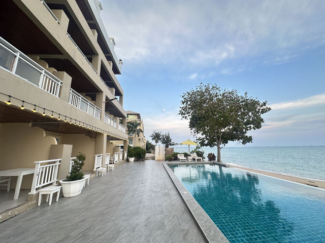 โรงแรมรอยัลพลา คลิฟฟ์ บีช จ.ระยอง🏝️