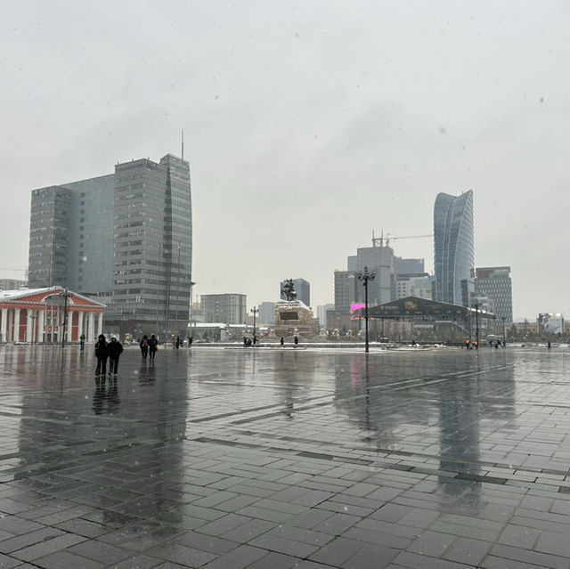 【ウランバートル】🇲🇳 SUKHBAATAR SQUARE