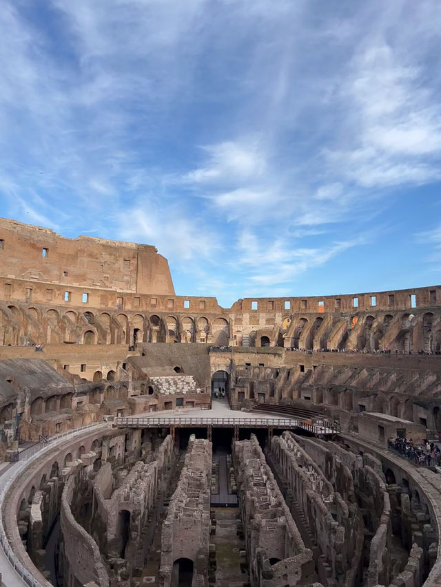 🏛️ Roman Forum & Colosseum – A Walk Through Ancient Rome! 🇮🇹