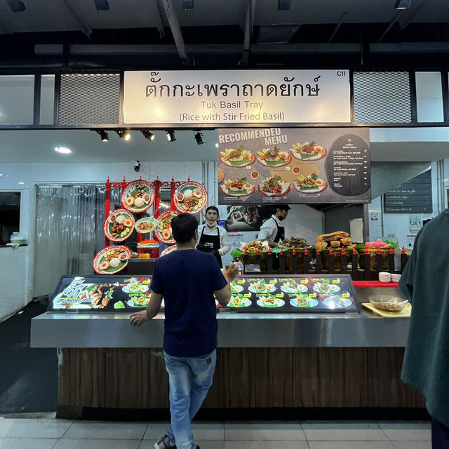 タイ・バンコクMBKセンターのフードコート飯とミシュラン店✨