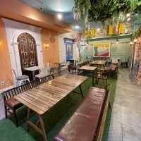 A cute cafe