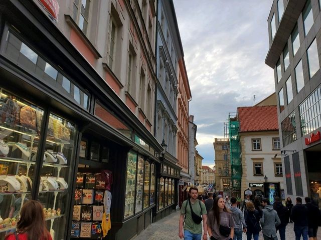 [🇨🇿プラハ] 旧市街地 — 歴史と文化が息づくプラハの心
