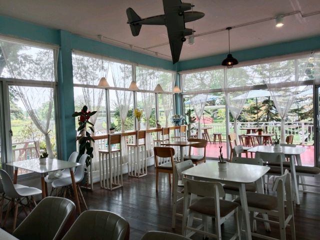 ทัพ-ฟ้าคาเฟ่ คาเฟ่ที่แสนโรแมนติก จังหวัดพิษณุโลก