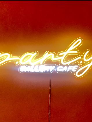 Party Gallery Cafe @Pattani