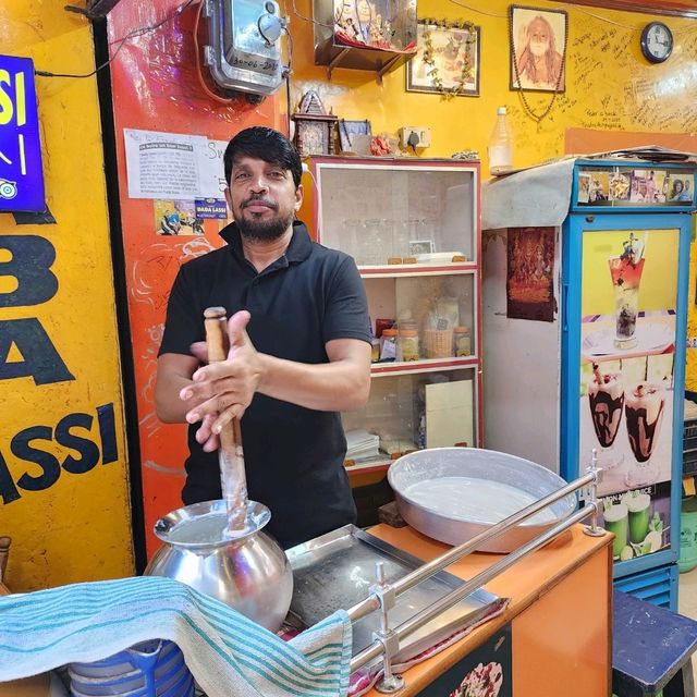【バラナシ】人気のラッシー屋🥛Baba Lassi