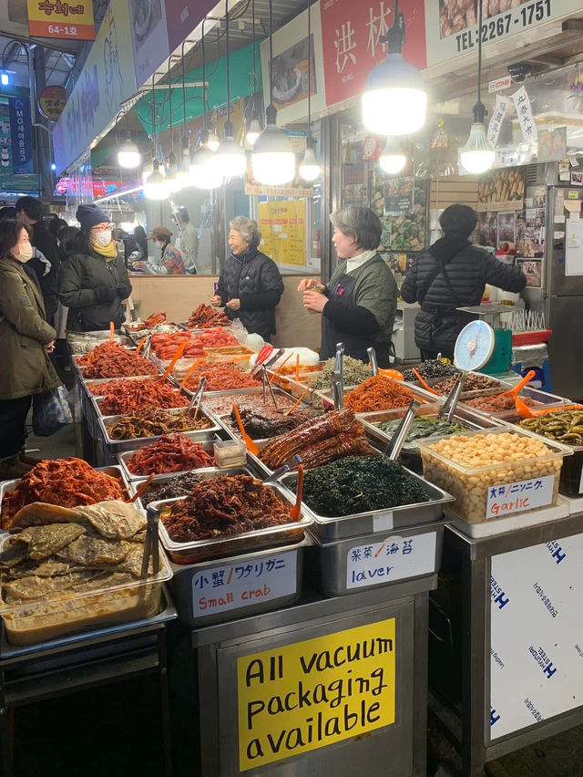 🇰🇷The Famous Gwangjang Market🇰🇷Must Visit! 
