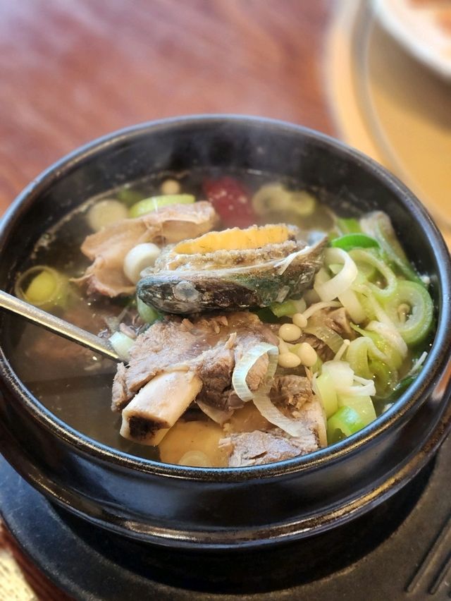 ❤️뜨근한 국물 데이트하기좋은 군포산본 갈비탕 맛집, "이학갈비함흥냉면"❤️