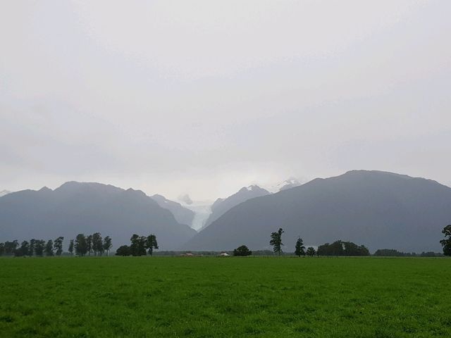 Lake Matheson - New Zealand's Unique Mirror Lake