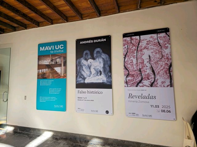 해외여행 칠레 안티아고의 소형 미술관 Museo de Artes Visuales MAVI UC