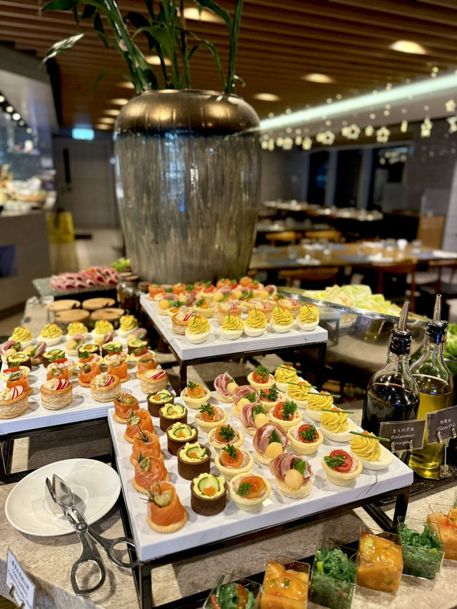 超豐富抵食自助餐：海鮮控、和牛控必試！