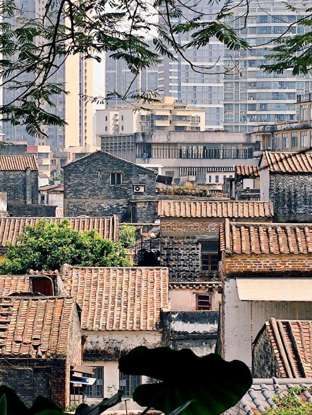 The Hidden Riches & Retro Streets of Guangzhou