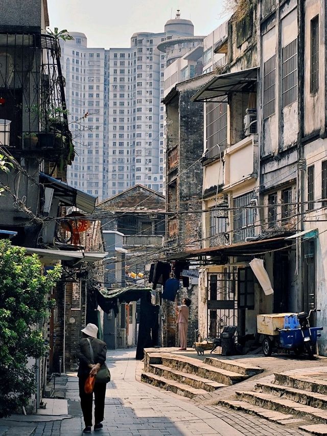 The Hidden Riches & Retro Streets of Guangzhou