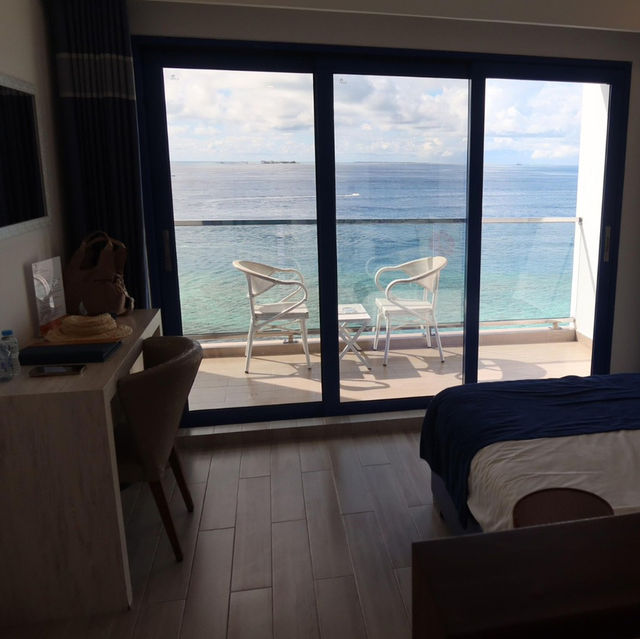 Tropical Bliss: A Stay at Kaani Palm Beach
