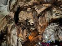 🌏 Malaysian Caves Adventure! | Gua Tempurung, Ipoh