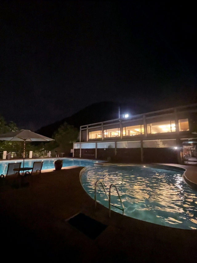  台灣 台北｜雀客藏居 陽明山溫泉飯店｜白磺湯泉與山林秘境的完美結合 
