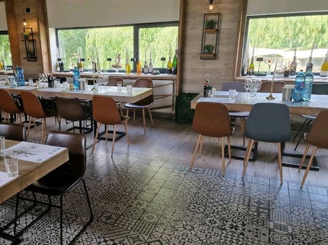 Zaza Resto Pub