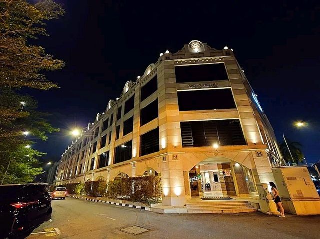 "Elegant Comfort in the Heart of Melaka"