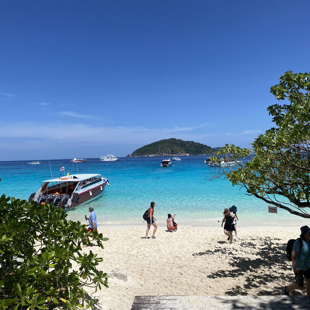 หมู่เกาะสิมิลัน (Similan Islands)