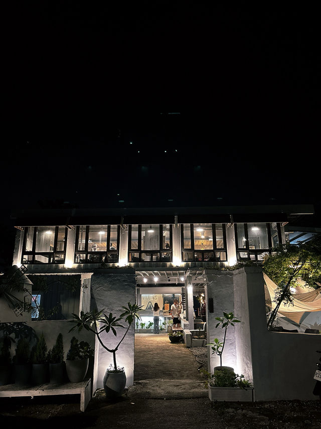 🌌桃園蘆竹秘境夜景｜山川夜海咖啡廳：在鬆餅與星光中緩緩沉醉