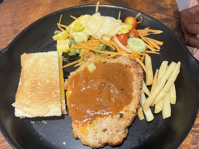 ร้าน Coffee and Me พัทลุง