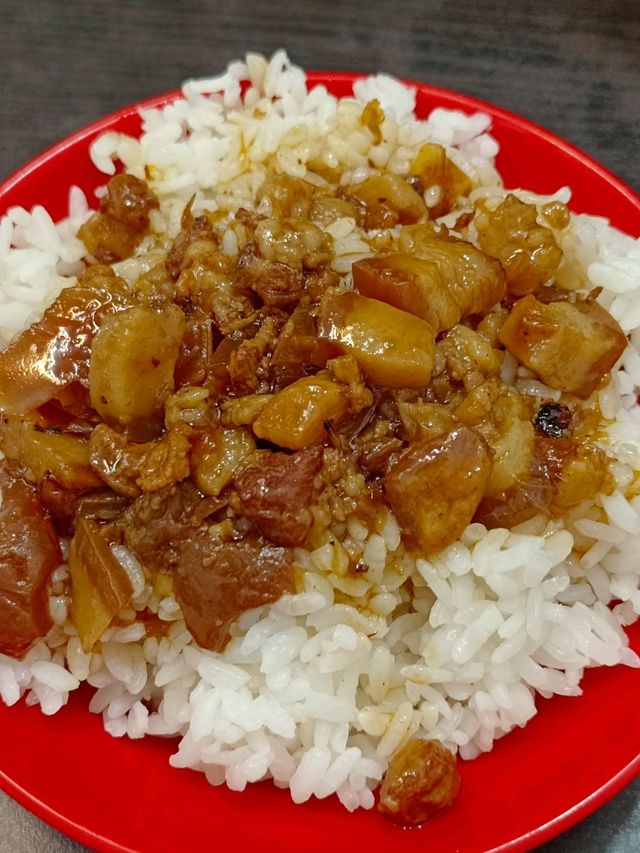 新莊美食，龍安羊肉羹蚵仔煎