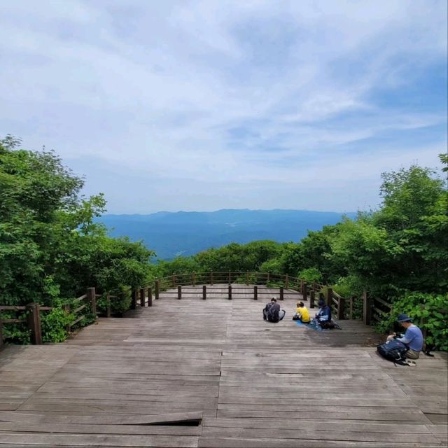 Rocky Ridges & Peaceful Vibes, Ilwolsan Delivers