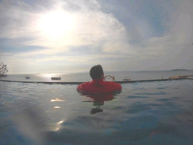 🛏️ พักที่ “Koh Munnork Private Island”