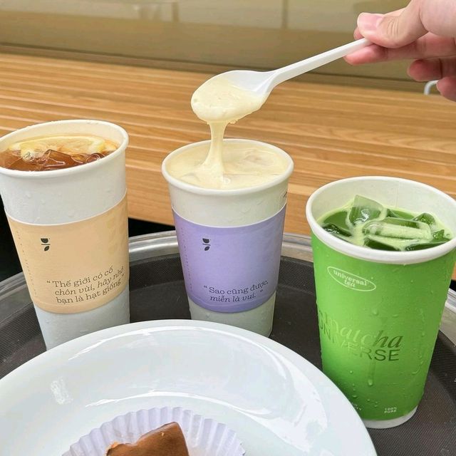 Universal Tea Café