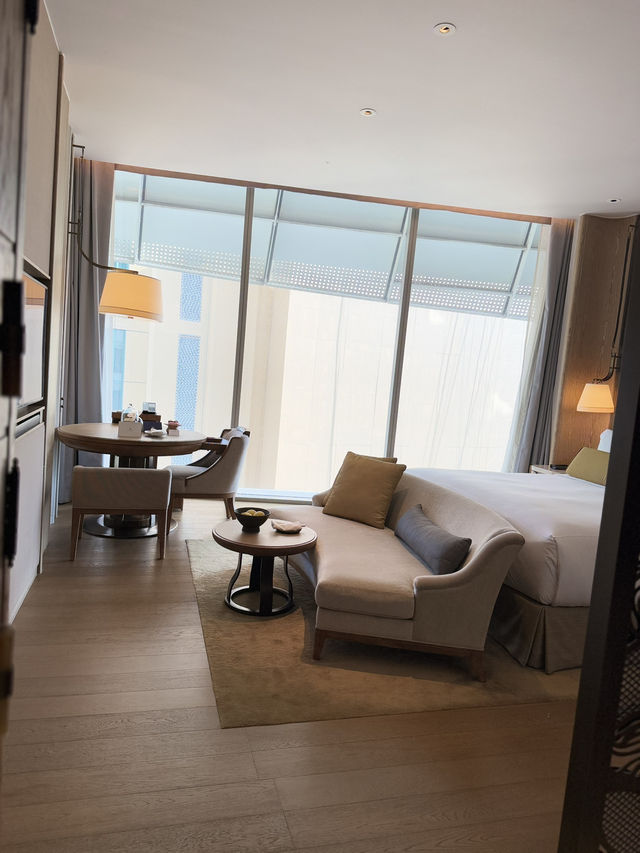 Waldorf Astoria Bangkok โรงแรมในกรุงเทพ