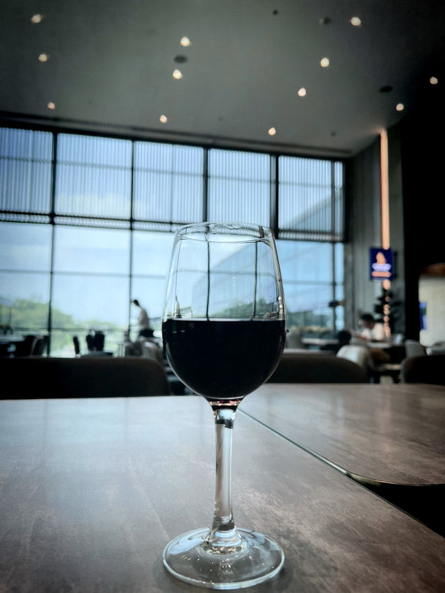 A Relaxing Experience at the Saphire Lounge – Soekarno-Hatta T3