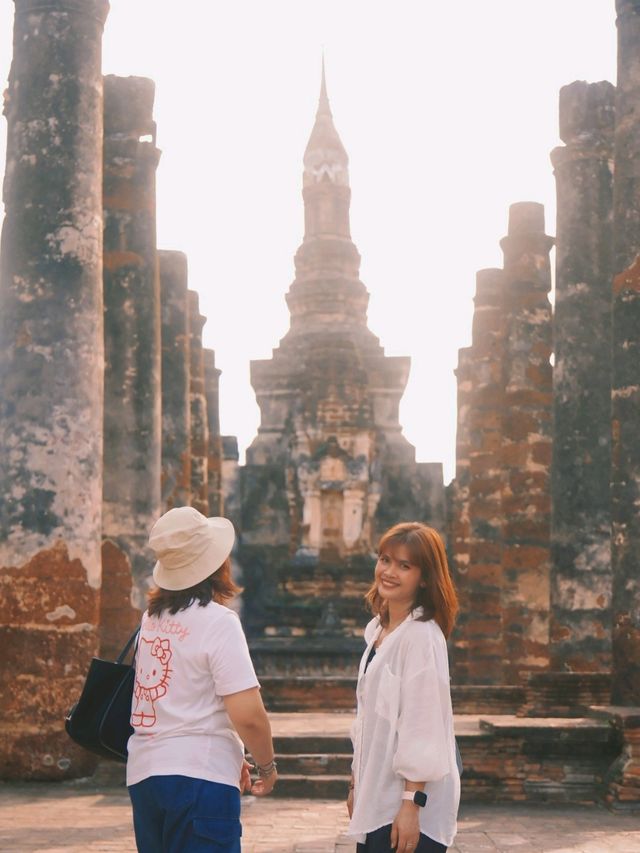 เที่ยว "อุทยานประวัติศาสตร์สุโขทัย" 🇹🇭