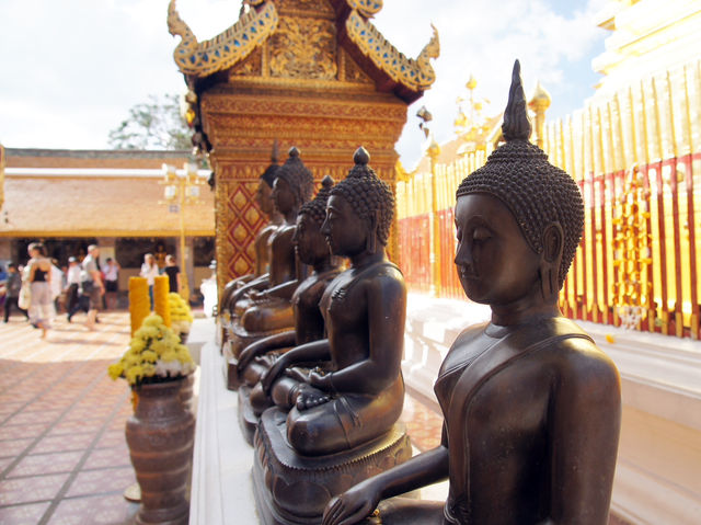 ✨ Serenity on High – Our Visit to Wat Phra That Doi Suthep