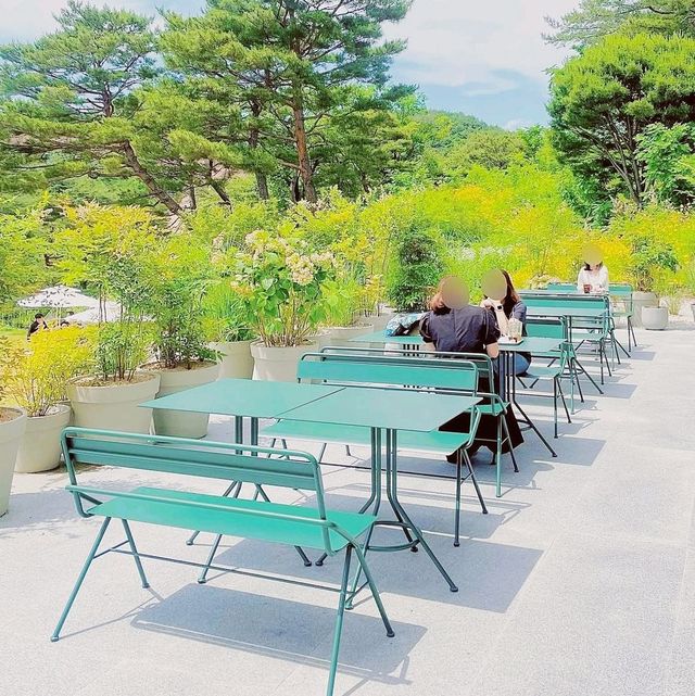 Infeeld Cafe