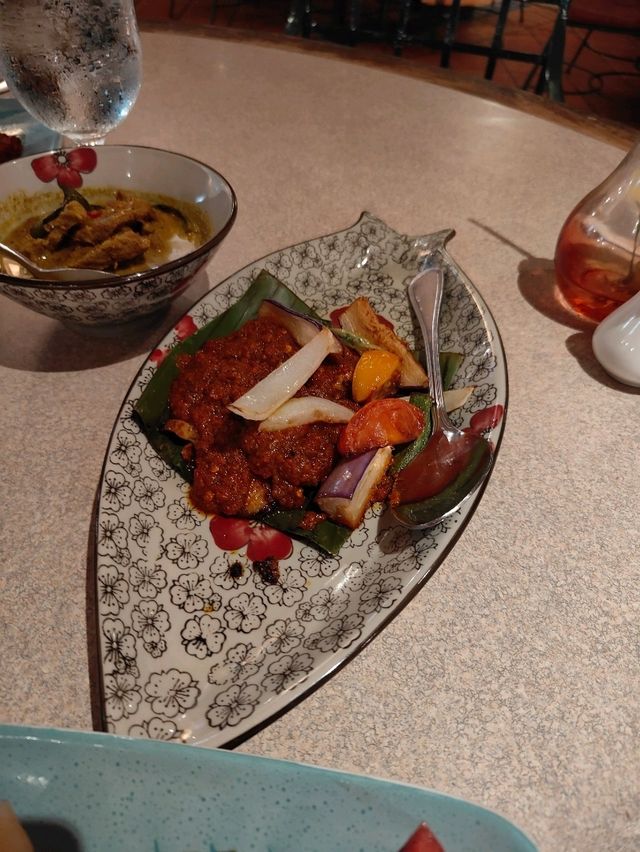 🍽️ Twilight Talam: A Taste of Togetherness at Avillion Resort