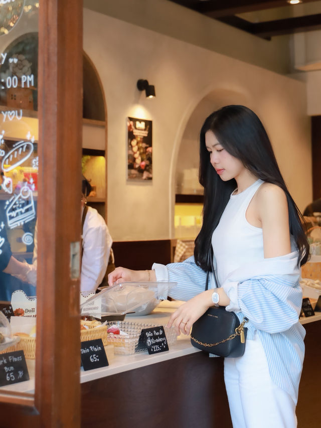 ร้านชิโอะปังที่จริงใจ 🥐❤️