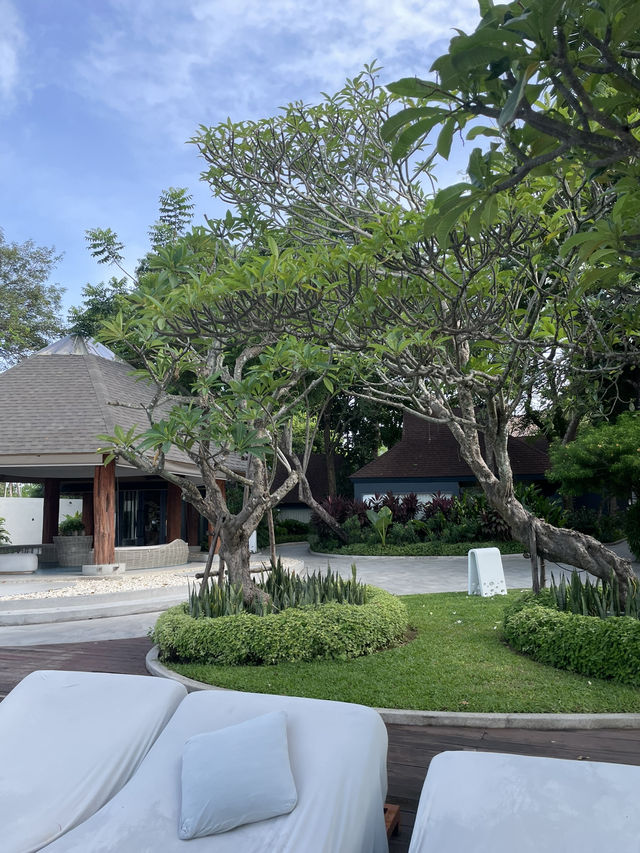ที่พักระยองติดหาดเดินลงไปเล่นได้ + pet friendly 🐶