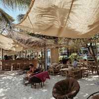 Casa Bay Beach Club