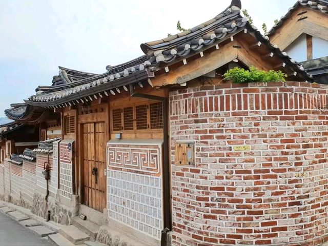 A Stroll Through Bukchon Hanok Village