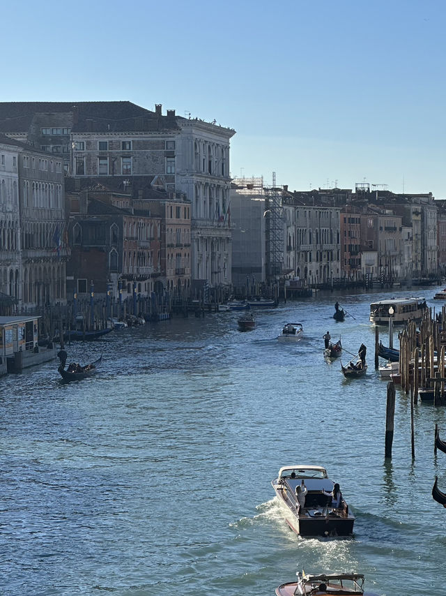 Rialto: Where Venice’s Soul Crosses The Grand Canal