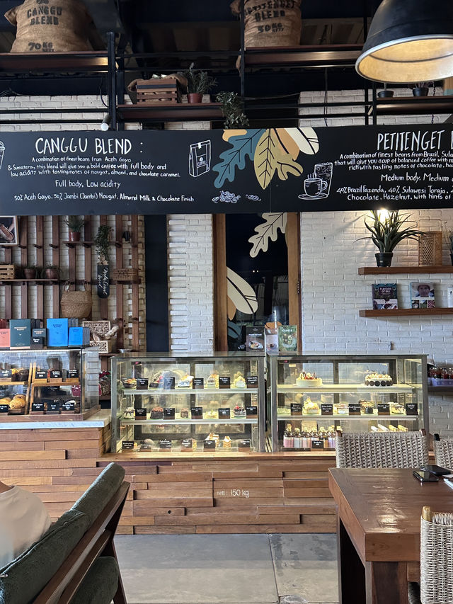 🌴 Livingstone Bali — 브런치 카페 방문기