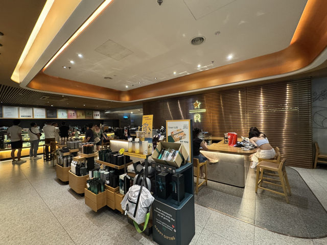 ☕ Coffee Break… Eventually – Starbucks Reserve Gurney Plaza